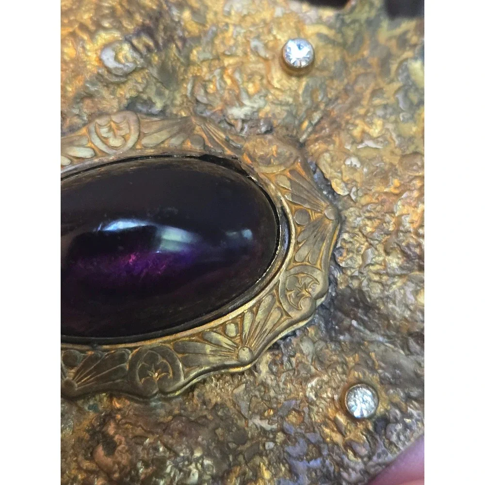 VICTORIAN ANTIQUE LARGE PURPLE GLASS BRASS SASH PIN BROOCH ART NOUVEAU